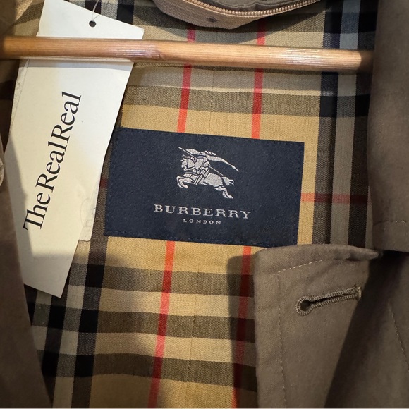 Burberry Oversized Trench Coat in Green Size 44 checked lining - Picture 3 of 10